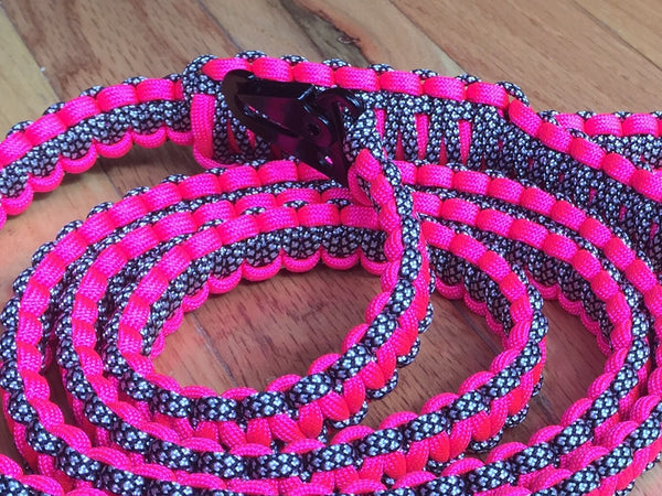 6ft. Paracord Dog Leash, Neon Pink & Black Diamond – Marilyn